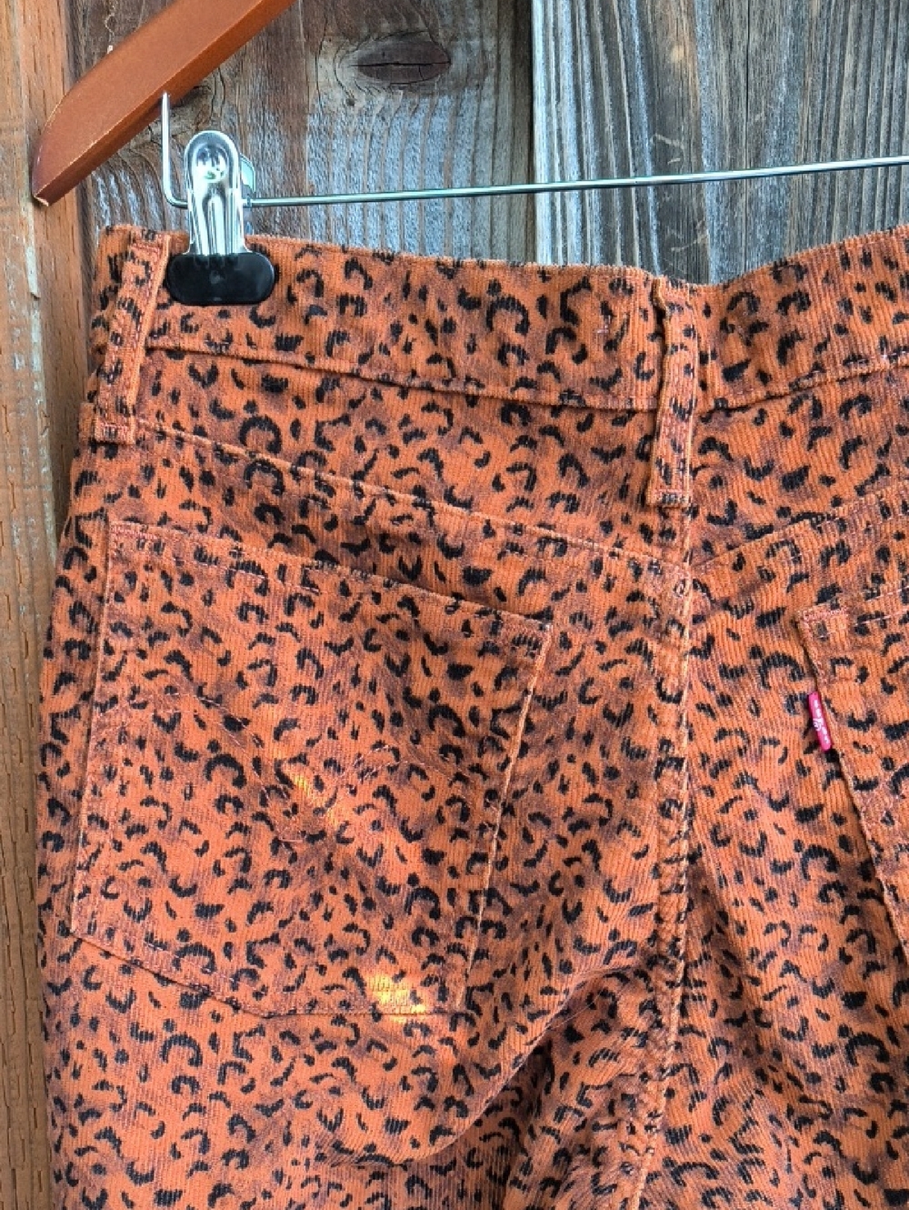 LEVI'S Leopard Print Wedgie Straight Corduroy Pants High Rise Size 31 - Picture 10 of 15